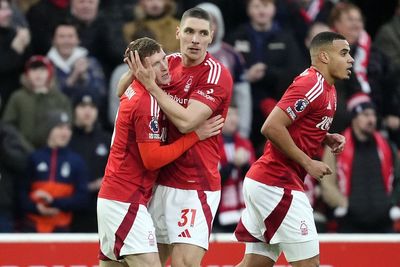 Nottingham Forest fend off Southampton to maintain unlikely title push