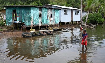 The Guardian view on development’s paradox: the rich benefit more than the poor