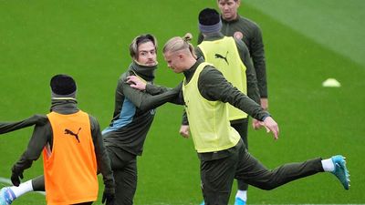 Ed Sheeran Warmly Greets Manchester City's Erling Haaland and Jack Grealish Before Ipswich Match