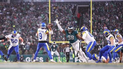 Eagles’ Jalen Carter Cuts Rams’ Rally Short With Clutch Sack to Sew Up Win