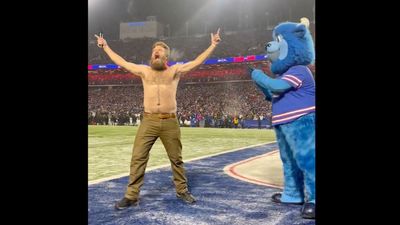 Ryan Fitzpatrick Goes Shirtless in Buffalo Cold to Show He’s Still Part of Bills Mafia