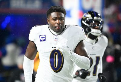 Steelers’ Patrick Queen trolls Roquan Smith with vacation joke after Ravens loss