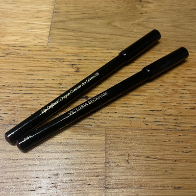 As a brown lip liner addict with olive skin, this is my holy grail pencil for the 90s supermodel look