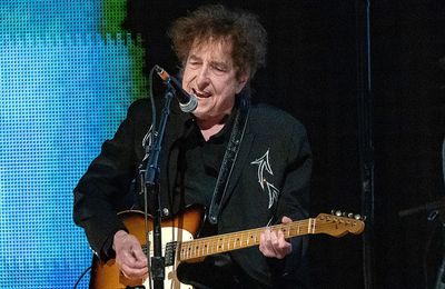 Bob Dylan's old will for sale