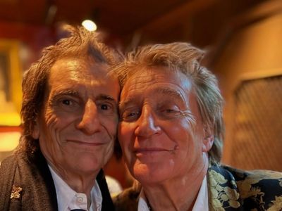 Rod Stewart parties with Penny Lancaster and Ronnie Wood as he celebrates 80th birthday