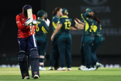 Australia retain Women's Ashes as England collapse to fourth straight defeat despite Sophia Dunkley efforts