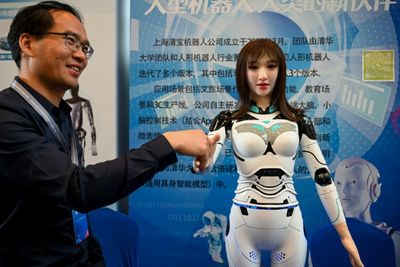 Humans Vs. Robots: 12,000 Humans To Compete Alongside Robots In China Marathon