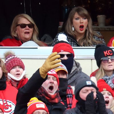 Taylor Swift Brought Her Whole Family and Travis Kelce's Parents Together at the Kansas City Chiefs' Playoff Game