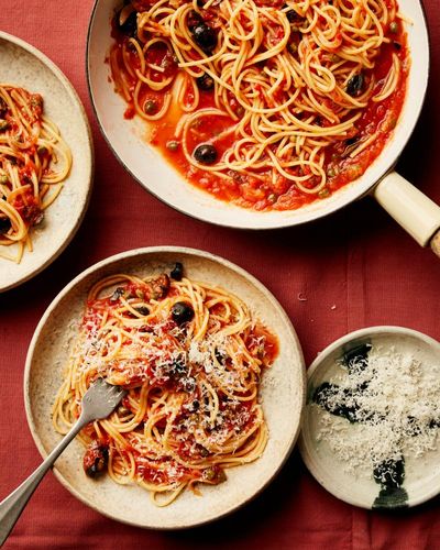 Rukmini Iyer’s quick and easy one-pan spaghetti puttanesca – recipe