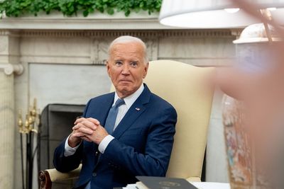 Biden grants clemency to Leonard Peltier