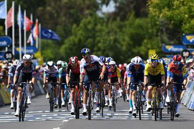 As it happened: Sprinters shine at Tour Down Under stage 1