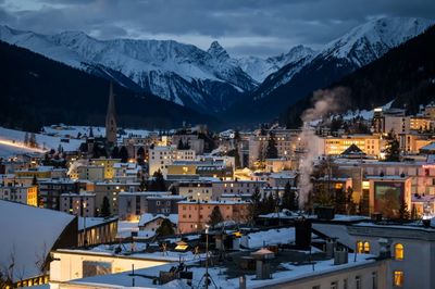 China, EU, Ukraine Leaders Take Davos Stage Under Trump Shadow