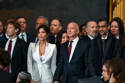 Jeff Bezos's fiancée Lauren Sánchez slammed for inauguration outfit—reflecting the ‘office siren’ debate