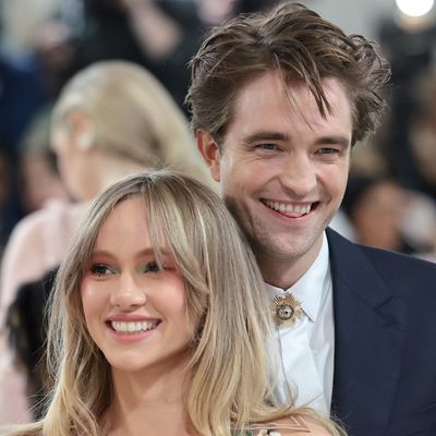 Robert Pattinson Says His and Suki Waterhouse's Daughter "Doesn't Smell Like Other Babies"