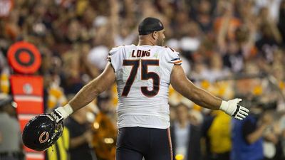 Kyle Long Shared Gruesome Story of Packers Breaking His Hand, Humiliating Him