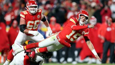 Cameras Caught Patrick Mahomes's Fired Up Reaction to Falling TD Pass to Travis Kelce