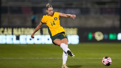 Angel City Sign Australian Defender Alanna Kennedy