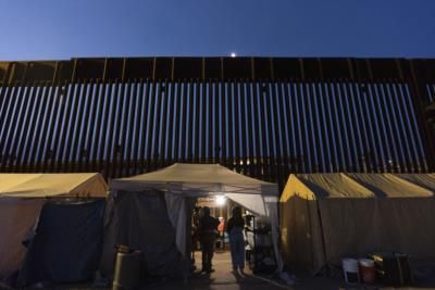 Pentagon To Deploy 1,500 Troops To Secure Southern Border