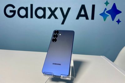 Samsung aims to turn its next generation of Galaxy smartphones into AI companions