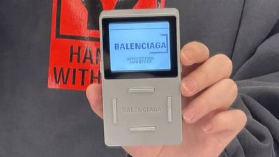 I can’t believe Balenciaga managed to mess up making a Game Boy that runs everyone’s favorite Nokia 3310 game