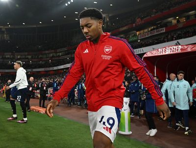 Arsenal suffer Myles Lewis-Skelly injury blow as defensive woes continue