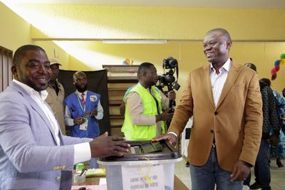 Gabon heads for April 12 presidential polls in bid to end military rule