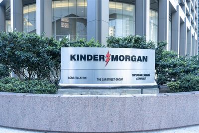 Kinder Morgan’s Uptrend Is Only Half Over: New Highs Are Coming