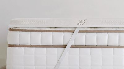 Saatva Graphite Memory Foam Mattress Topper review 2025: cooling back support for all beds and sleep positions