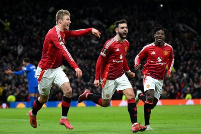 Bruno Fernandes settles battle of Britain but late escape fails to mask Manchester United’s issues