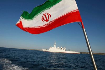 UK warns ships over Iranian attempts to divert vessels into own waters