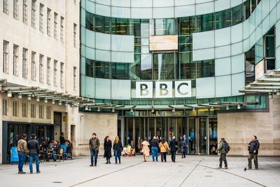 Writers and actors urge BBC to scrap ‘catastrophic’ plan to axe Radio 3 drama