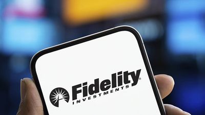 Fidelity Investments Wins Customers With Attention To Details, Long-Term Thinking