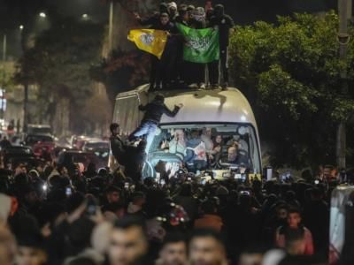 Buses Carrying Palestinian Prisoners Leave Ofer Prison In West Bank