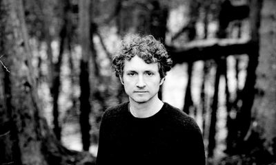 Sam Amidon: Salt River review – an eclectic if erratic affair