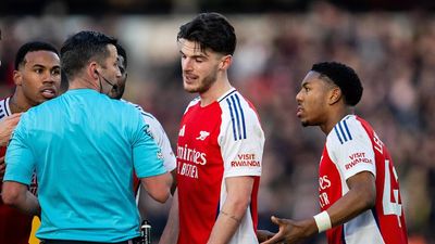 Arsenal Fans Outraged by Myles Lewis-Skelly's Controversial Red Card vs. Wolves