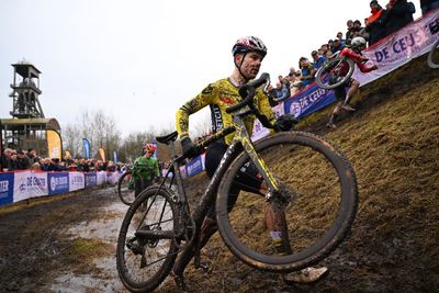 Wout van Aert admits 'stupid mistake' takes him out of much-hyped World Cup contest versus Van der Poel