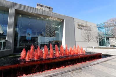 Unsettling: Kansas City dyed fountains red for Chiefs vs. Bills