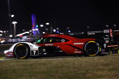 Daytona 24h, Hour 12: Porsche holds 1-2 at halfway point