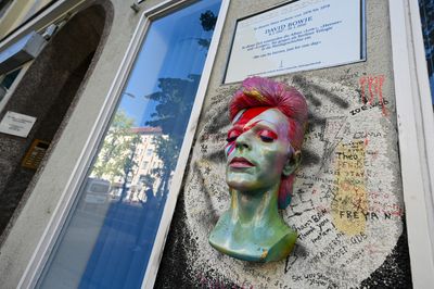 Bowie’s Berlin: Up against the wall