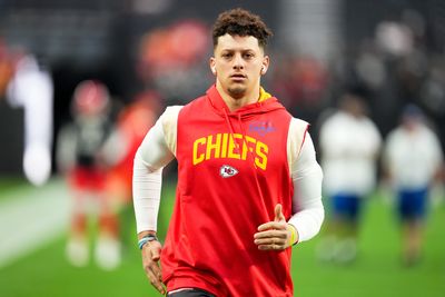 Is Patrick Mahomes playing today? Injury updates for Chiefs QB