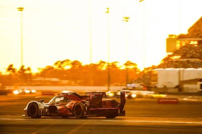 Daytona 24h, Hour 18: Porsche continues to dominate as Tandy leads Campbell