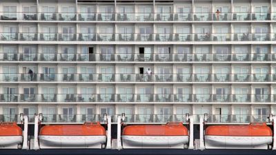 Carnival Cruise Line shares serious balcony warning