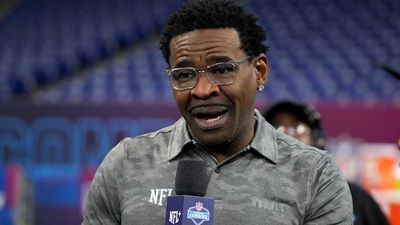 Michael Irvin Had Angry Reaction to Cowboys Not Hiring Deion Sanders as Coach