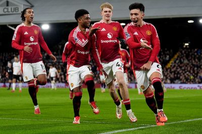 Lisandro Martinez snatches win for Manchester United at Fulham