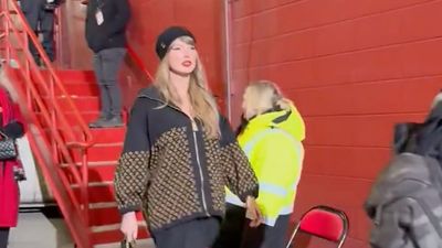 Taylor Swift Arrived at Her Second Consecutive AFC Championship Rocking Chiefs Red Tights