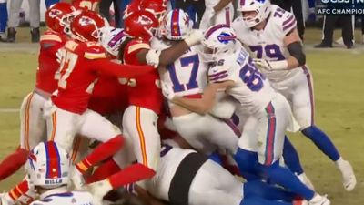 CBS Rules Analyst Thought Refs Got Game-Changing Call Wrong in Bills-Chiefs AFC Title Game