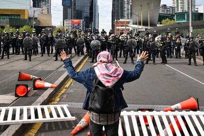 Removal of keffiyehs ordered as accused Land Forces protesters and supporters enter Melbourne court