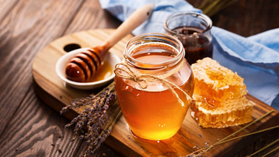 The benefits of honey during winters