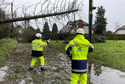 Stormont leaders urge network provider to compensate customers without power