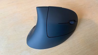 Anker Wireless Vertical Ergonomic Mouse review: cheap, cheerful, and effective